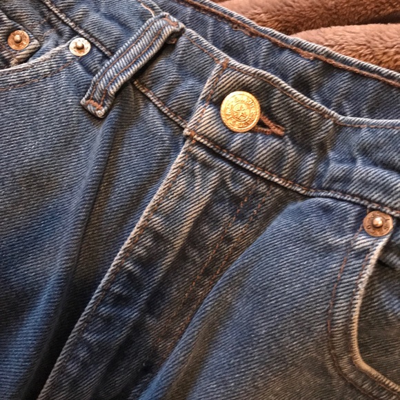 Levis high-waist denim shorts - Picture 8 of 9